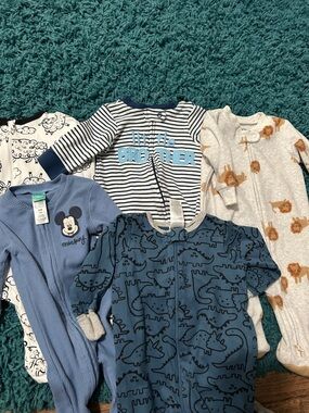 5 boys 0 to 3 months sleepers excellent condition no issues